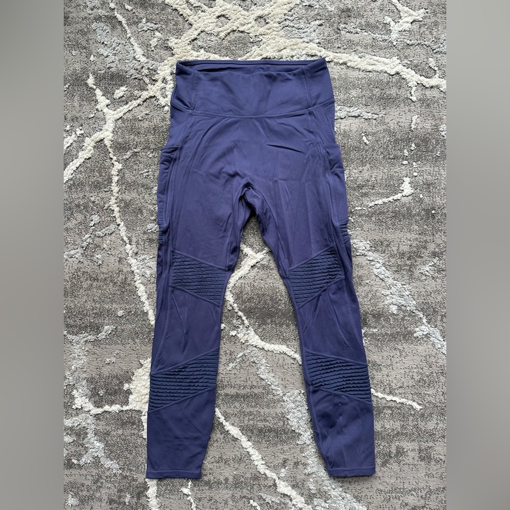 Purple Fabletics Leggings